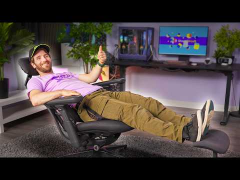 This Chair Makes Me Feel Like a Big Boy - LiberNovo Maxis