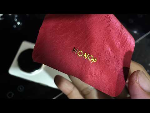 Peel off Honor Magic v5 Back!