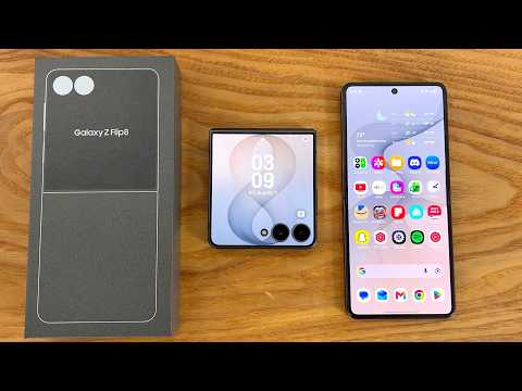 Samsung Galaxy Z Flip 8 Unboxing & First Impressions!