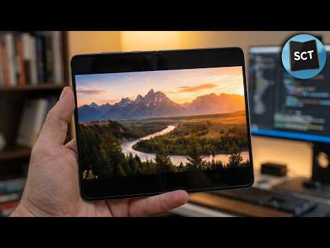 Samsung Thinks The Wider Z Fold 8 Will Be a Hit