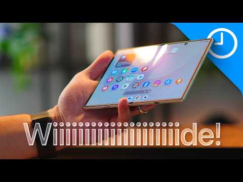 I Finally Understand the Foldable Phone Hype | Samsung Fold 8 Hands on