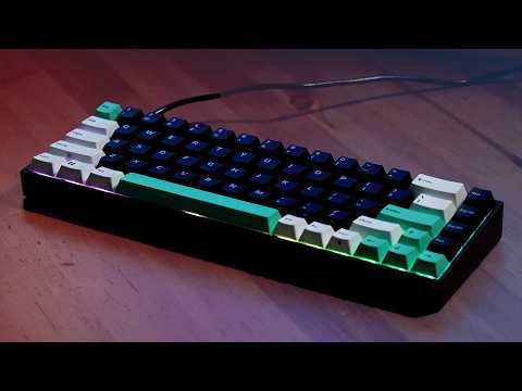 Razer Reclusa X Mini 65 Review - Tiny, Clacky & Astonishing Value